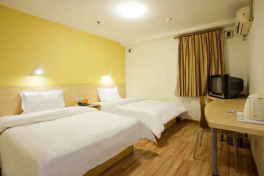 7Days Inn Zhuhai Hengqin Changlong Wanzai Port Szoba fotó