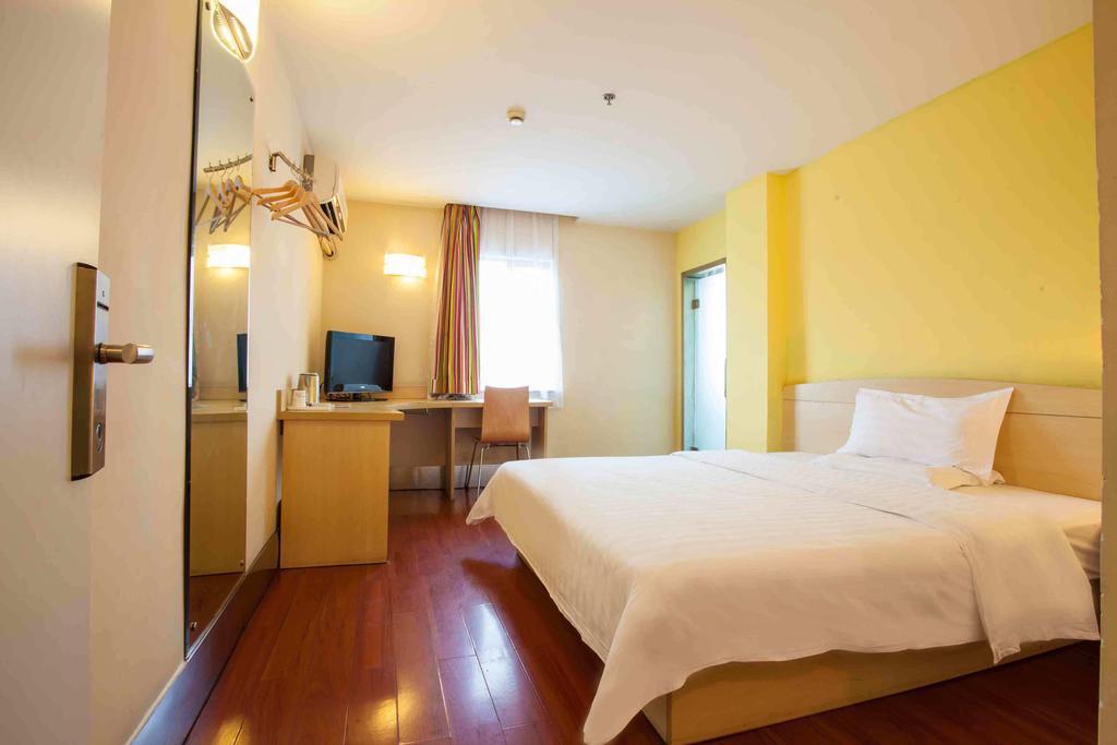 7Days Inn Zhuhai Hengqin Changlong Wanzai Port Szoba fotó